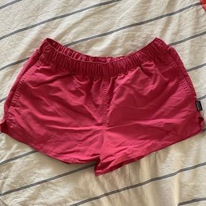 Pink Patagonia baggies 2.5” darker pink